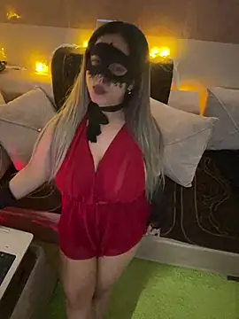 دردشة Classy-Bossy الجنسية المباشرة