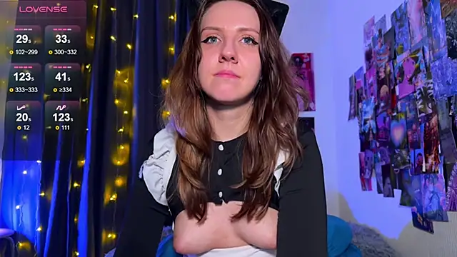 XXX chat uživo modela HotaruTomo