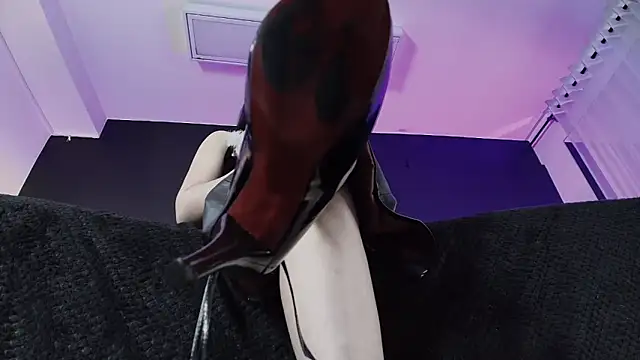 _Jade_16: онлайн-секс-чат