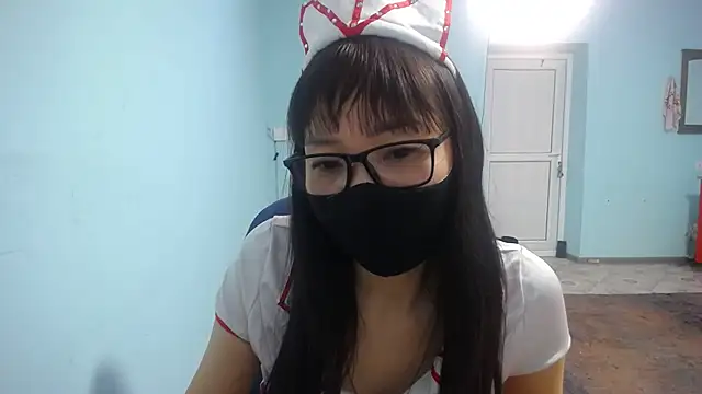 elllaaxx 现场XXX聊天