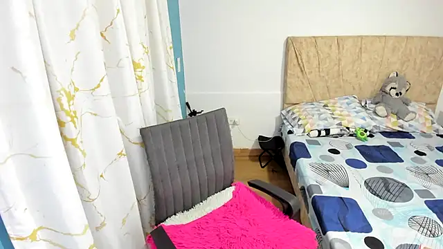 Chatroom XXX en direct de RachelJones_