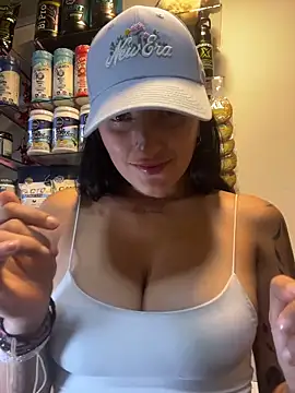 ANA_U's Live XXX Chat