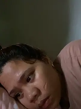 _BellaHotty_ élő XXX-chatje