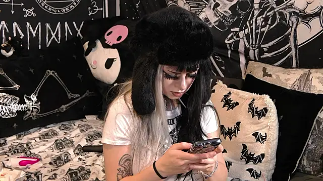 Paige_Turner: онлайн-секс-чат