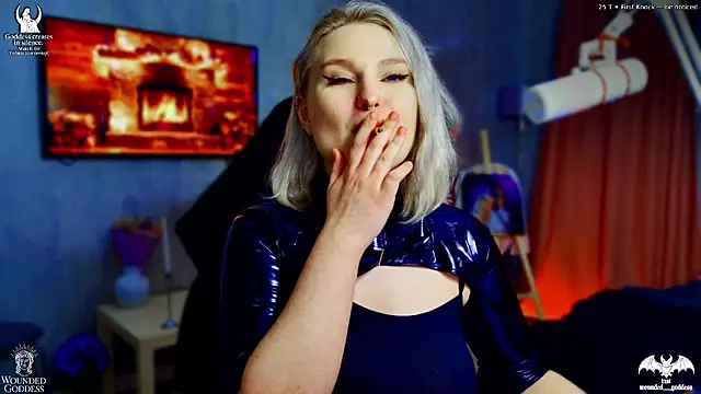Živý XXX chat Wounded_Goddess_