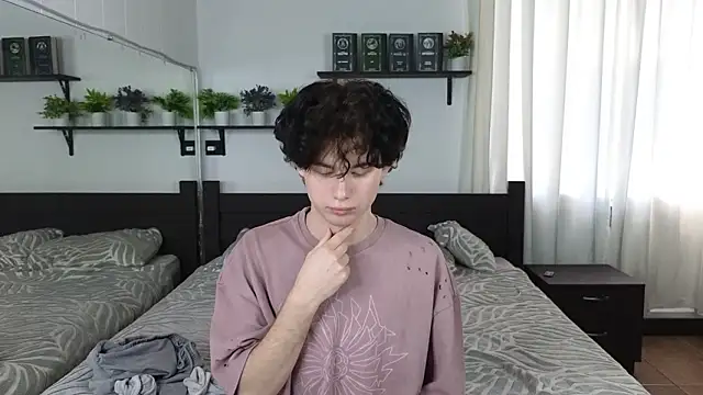 Živý XXX chat Cute_Mike