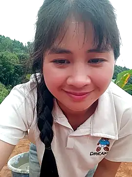 Him_MountainGirl's Live XXX Chat