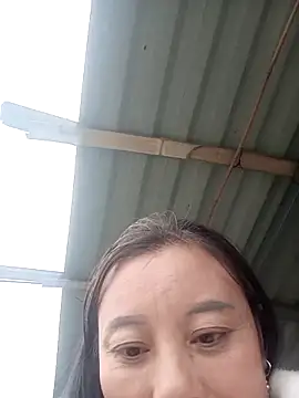 Chat +18 de kaia-cam ao vivo