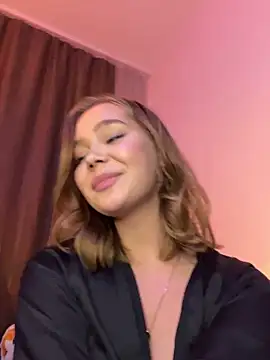 SilverHanna's Live XXX Chat