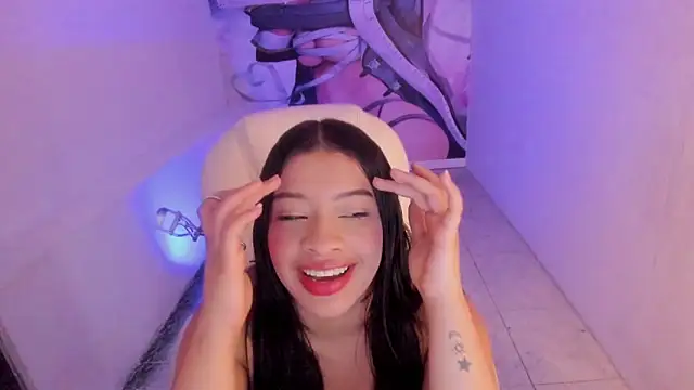 Saschaa_Doll: онлайн-секс-чат