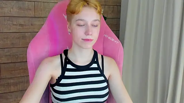 دردشة AgataGate الجنسية المباشرة