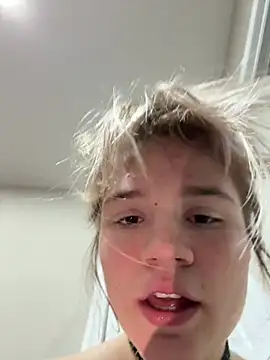 Cutiepiespanks: онлайн-секс-чат