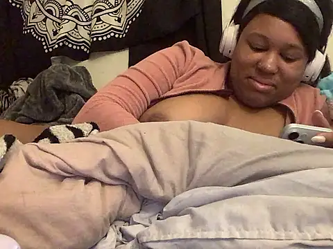 Sexy_ebony_BunNey Chat XXX in diretta