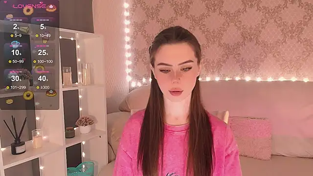 HolyMiax live XXX chat