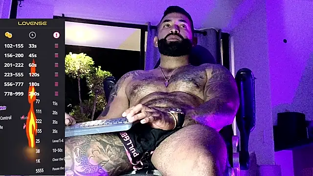 Max-prada – Kamerová šou