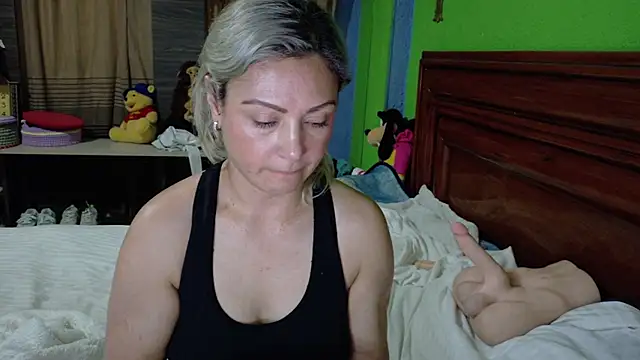 _Charlize_theron_'s Live XXX Chat