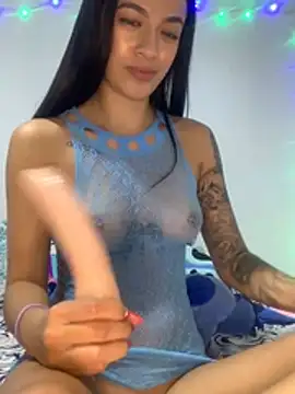 Онлайн чат XXX MiQeilaSweet