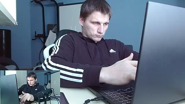 Poliglotjoe1 现场XXX聊天