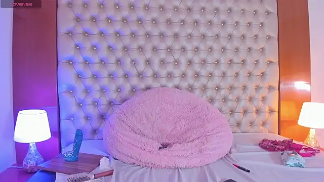 Ashanti_Moreno Obrolan Langsung XXX