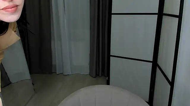 EffieMinkiのライブXXXチャット