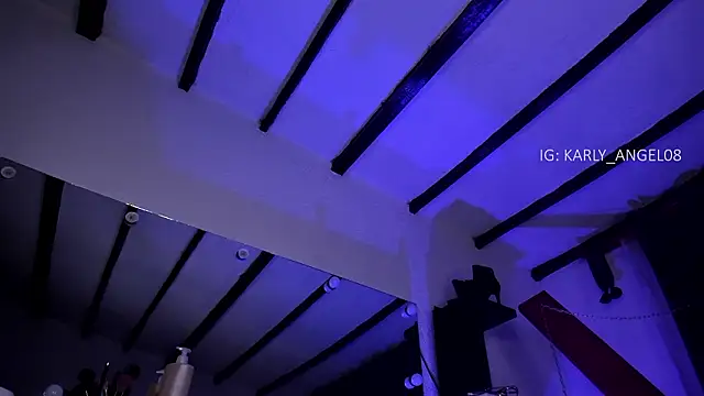 karly_angeel 现场XXX聊天