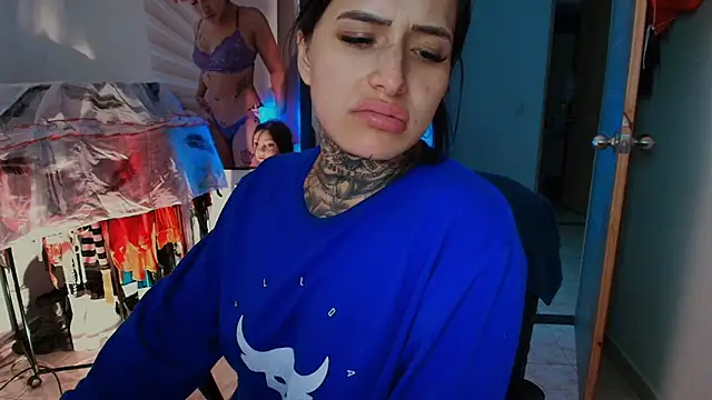 TinnaDawsom 现场XXX聊天