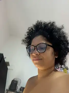 Tana_latin লাইভ XXX চ্যাট