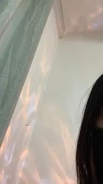 zhizhinaigai Webcam show