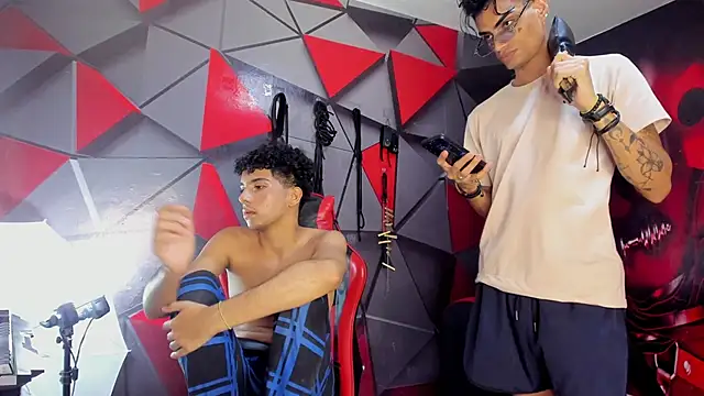 Hot_Boys_Without_Limits Chat XXX live