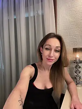 AnesaKis 现场XXX聊天