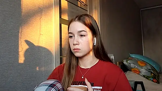 Chat +18 de SherrylMaler ao vivo