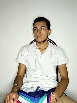 Thick_Cock 现场XXX聊天