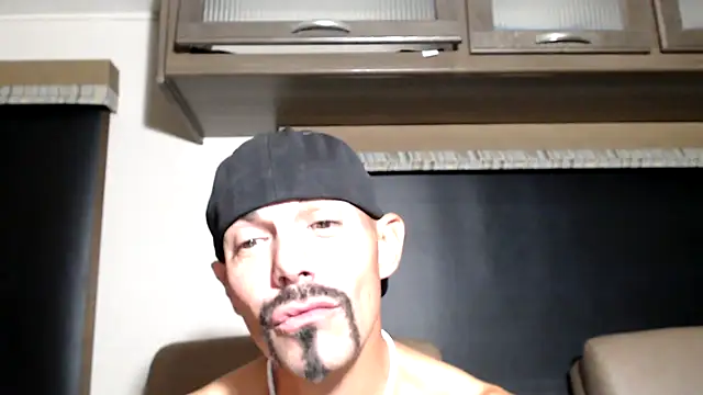 ThickD2C webcam show