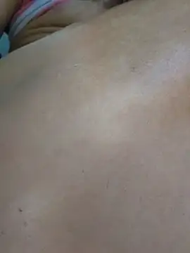 estrella_tasty élő XXX-chatje