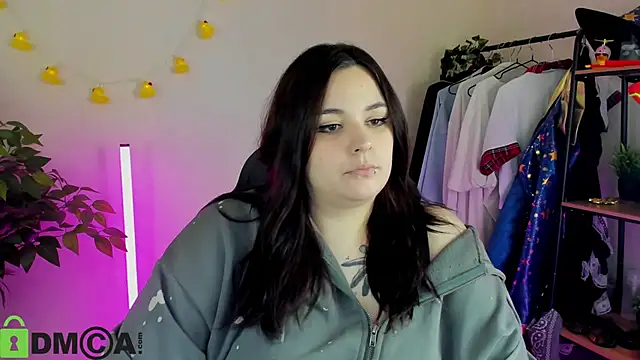 Онлайн чат XXX Mia_R0ss