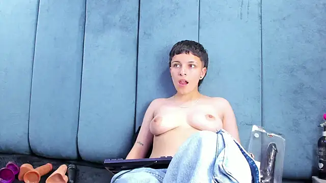 Megan_Thompson_'s Live XXX Chat