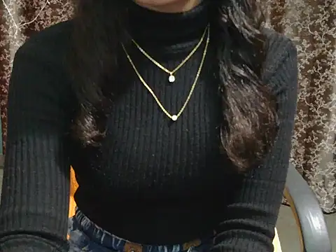 Adorable_Ayesha élő XXX-chatje