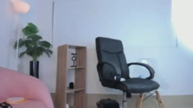 Ayha_khalaf: απευθείας συνομιλία ΧΧΧ