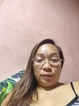 asianwet4u Show in webcam