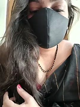 yoursana- Live XXX-chat