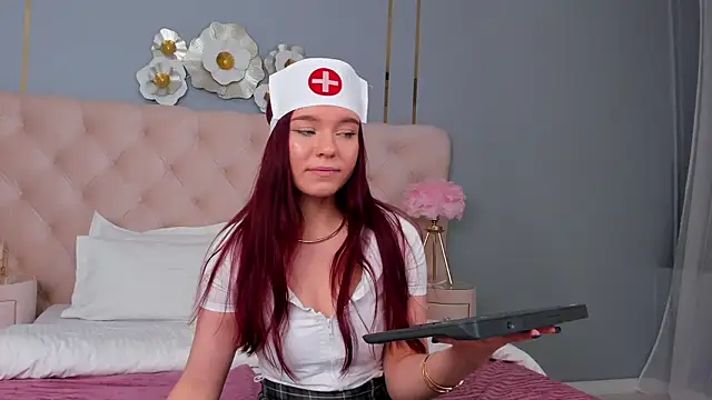 NoraHaynes Live XXX-Chat