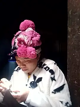 nanaliu001 在線直播表演