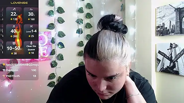 Chat XXX en directo de Nika_1_