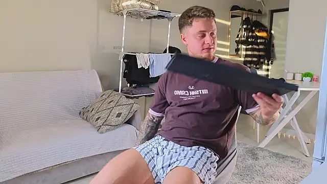 more__than__love Adlı Modelin Web Kamerası Şovu