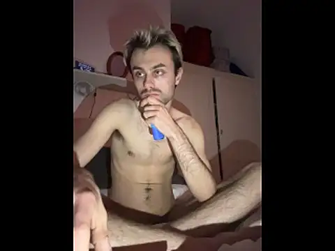 VersGuy24's Live XXX Chat