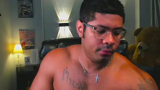 LEONHDZ live XXX chat