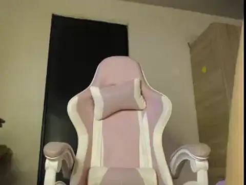 vittoriaromano: онлайн-секс-чат