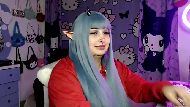 lussyevans24 Adlı Modelin Canlı XXX Sohbeti