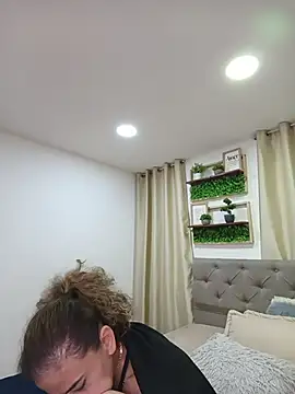 sasi_luna – Live XXX-chat