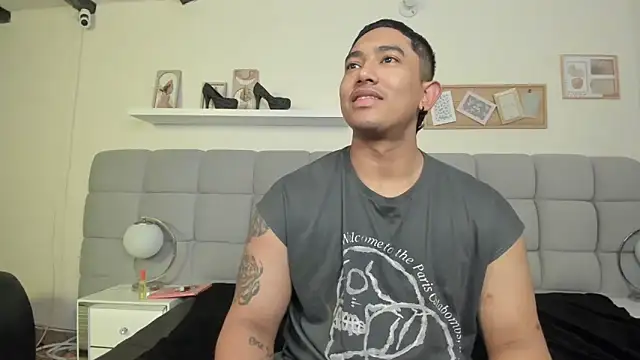 erotic_sins élő XXX-chatje